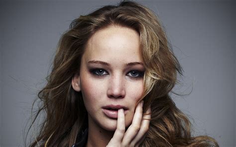 jennifer lawrence leaked nudes|Jennifer Lawrence opens up about。